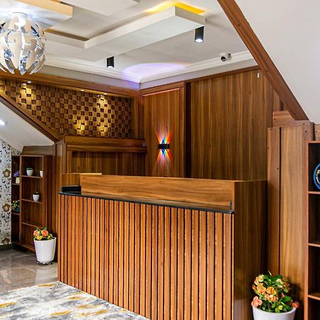 Fragrance Apartments And Suites Ибадан Екстериор снимка