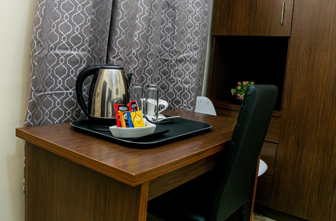 Fragrance Apartments And Suites Ибадан Екстериор снимка